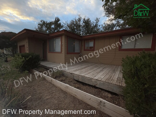 Building Photo - 2 br, 1 bath House - 6103 NW Euclid Ave