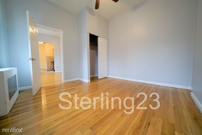 Building Photo - 40-11 28th Ave