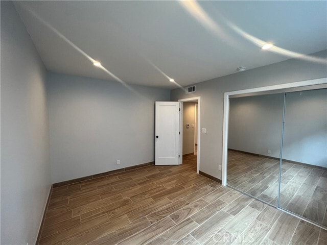 Building Photo - 13425 Vanowen St