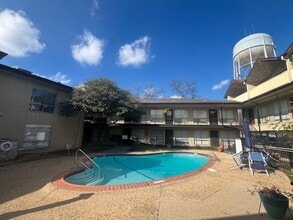 Building Photo - 5000 Bowser Ave