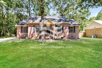 Building Photo - 449 Parlock Rd