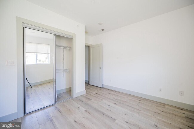 Building Photo - 2521 N 34th St