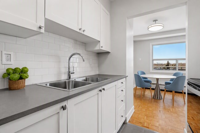 Building Photo - Silvercreek Terrace