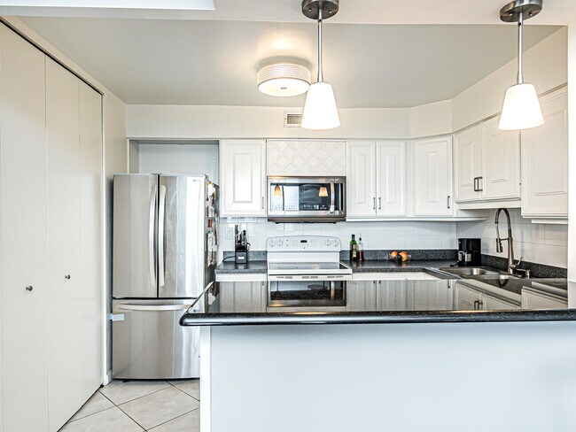 Foto del edificio - 6007 N Sheridan Rd