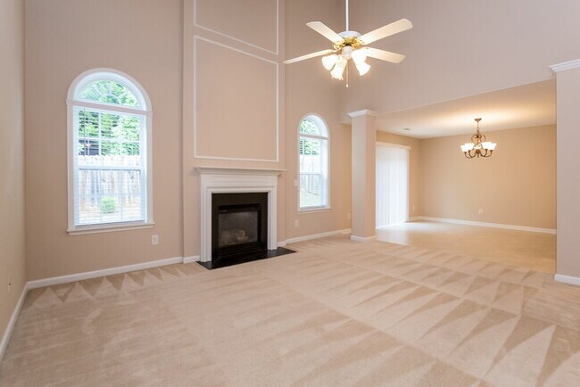 Foto del edificio - 47 Highland Falls Dr