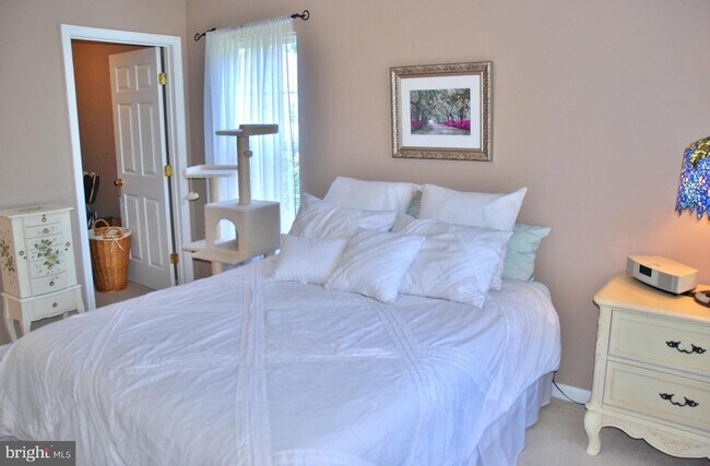 Foto del edificio - 13401 Ansel Terrace