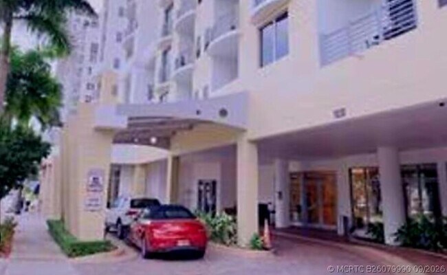 Building Photo - 1830 Radius Dr