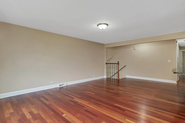 Building Photo - 6411 Berkshire Ct