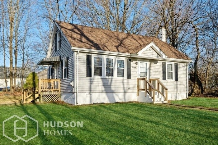 Foto principal - NOW AVAILABLE! 14 Kenny Dr, Monroe, NY 109...