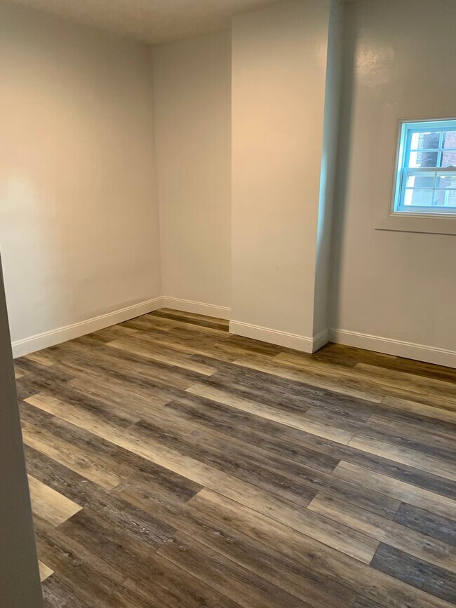 Foto del edificio - 337 Atwood St