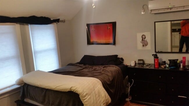 Photo - 117 N Lucas St Townhome