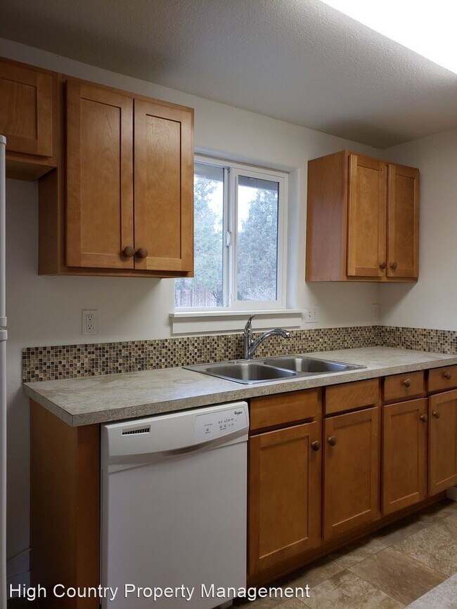Foto del edificio - 4 br, 2 bath House - 63385 Omer Drive