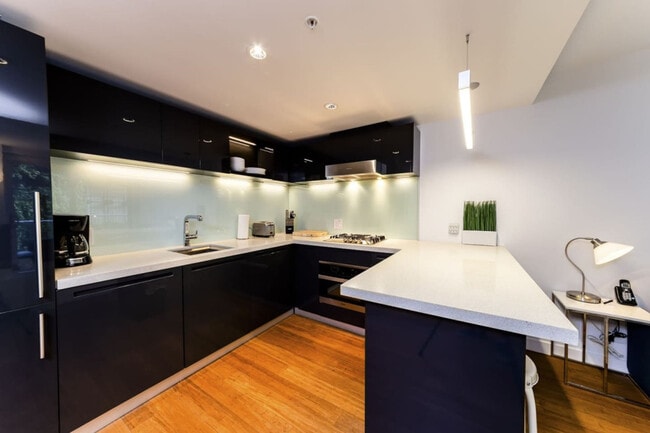 Photo du bâtiment - 777 Richards St