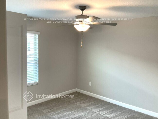 Building Photo - 2910 YellowHammer Wy