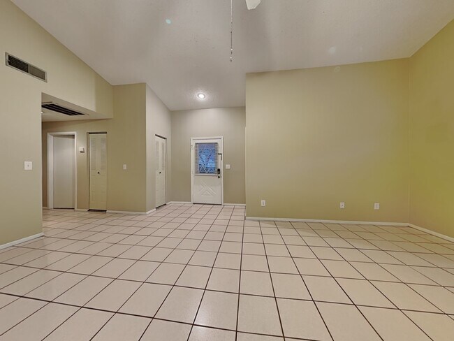 Foto del edificio - 4606 N Country Hills Ct