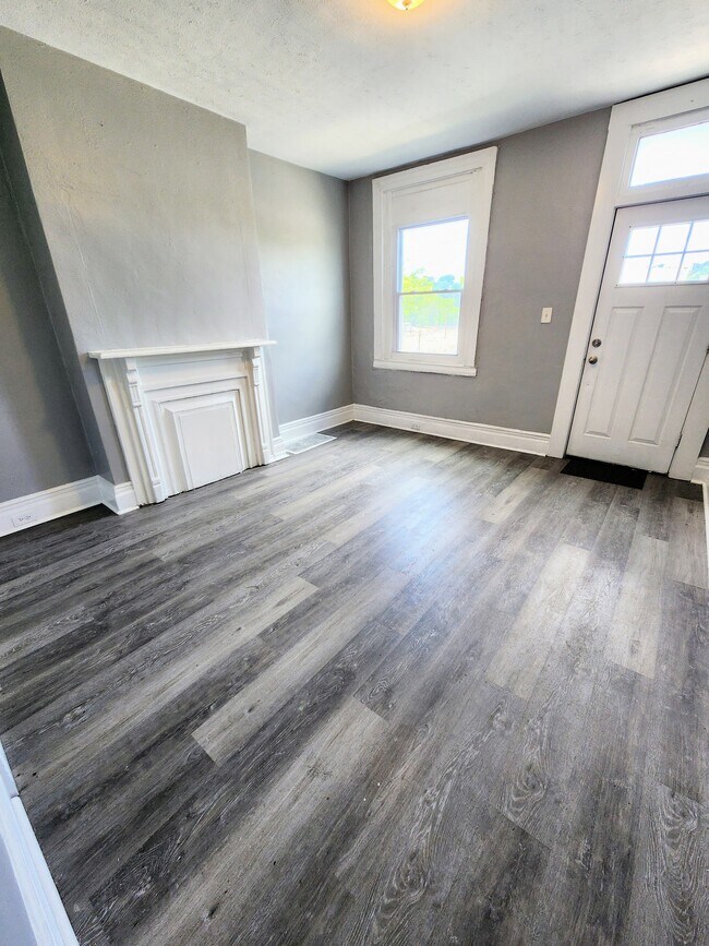 Foto del edificio - 6004 Butler St