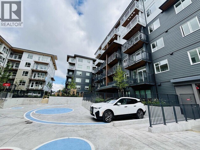 Photo du bâtiment - 723-723 Grover Ave