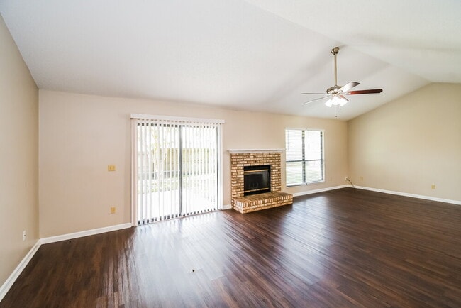 Building Photo - 4510 Austrian Ct