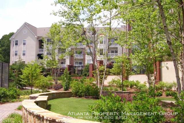 Foto del edificio - 3108 Westchester