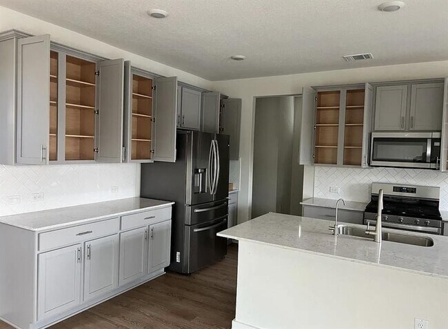 Building Photo - 1937 Ruger Pass