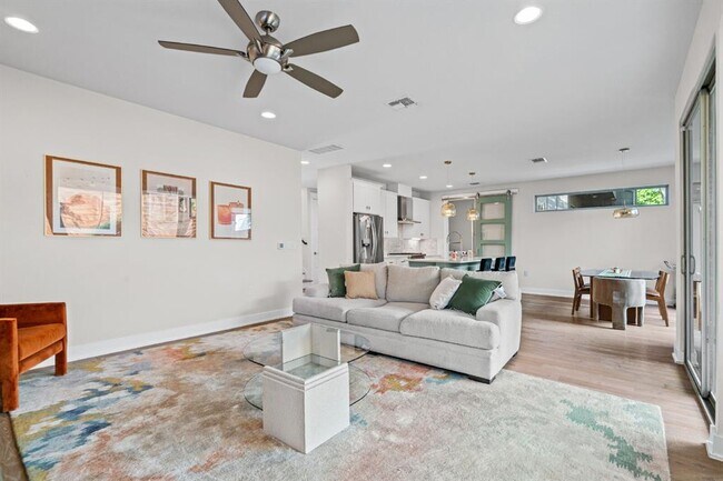 Foto del edificio - 2906 Webberville Rd