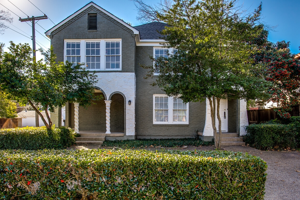 Photo - 4303 Emerson Ave