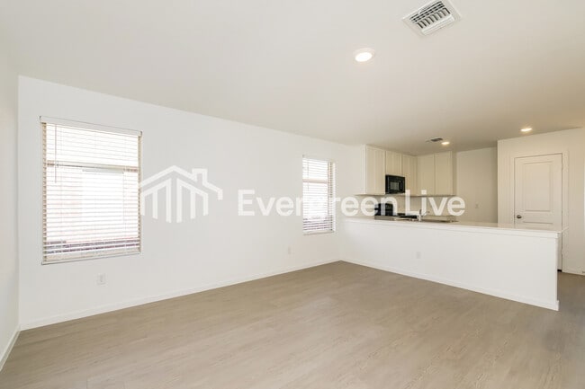 Foto del edificio - 12524 Huntington Rdg Wy