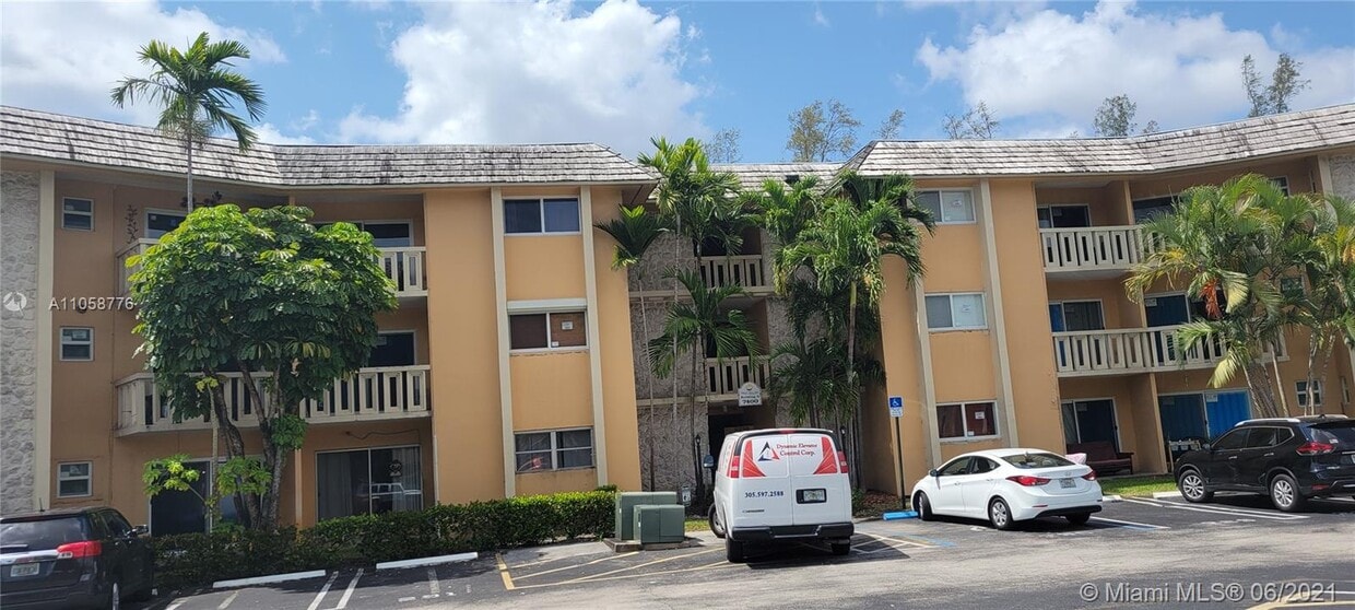 7400 Miami Lakes Dr Unit D301, Miami Lakes, FL 33014 Condo for Rent in Miami Lakes, FL
