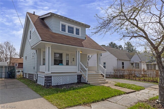 Foto del edificio - 3451 W 137th St
