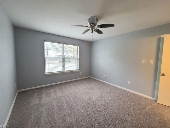 Building Photo - 12762 St James Pl
