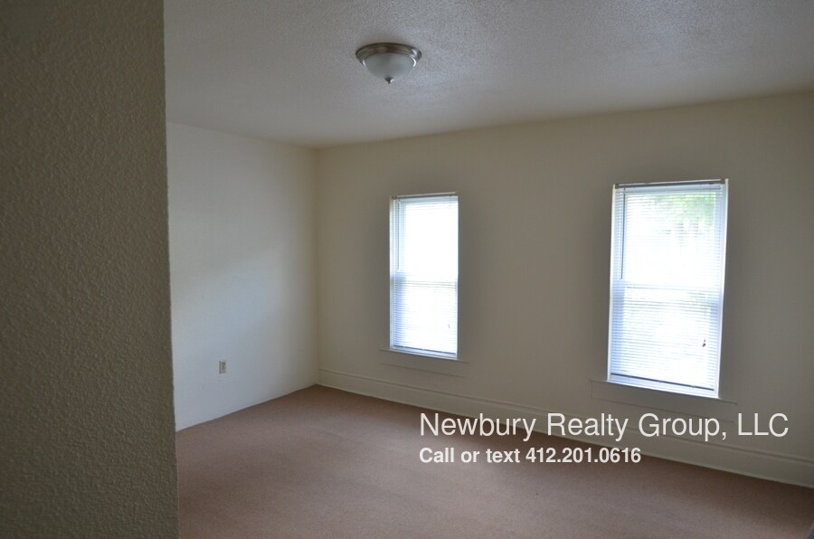 16 South St Unit Barberry 16, Butler, PA 16001 Room for Rent in