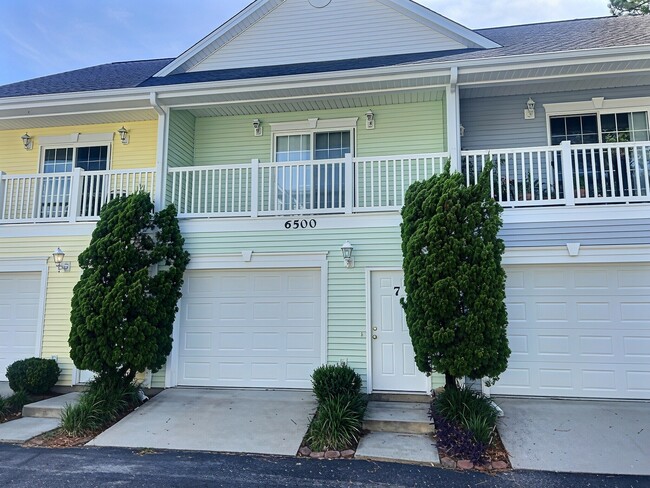 Building Photo - 6500 Colonial Dr