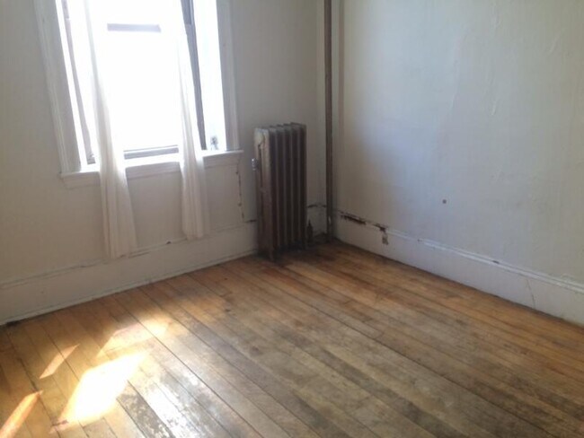 Foto del edificio - 55 Burbank St