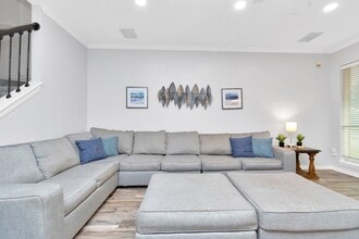 Building Photo - 10007 Hickory Trail Ln