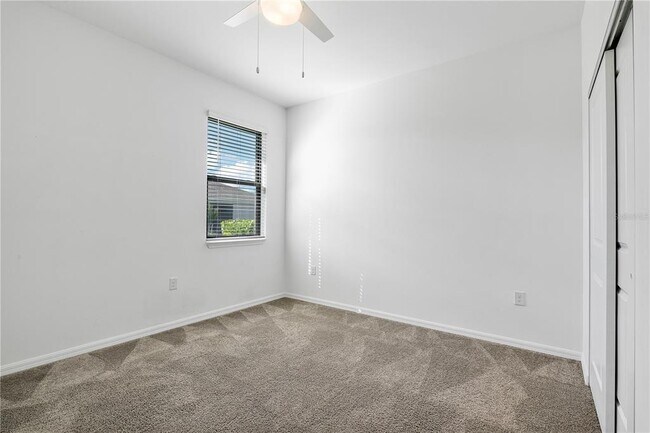 Building Photo - 16369 Palmetto St