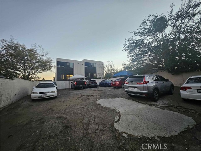 Building Photo - 2522 Alcazar St