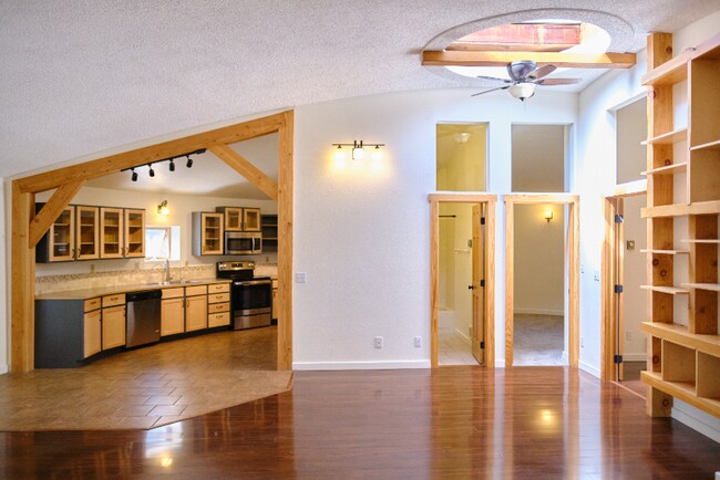 Building Photo - 2908 Black Fox Run Ln