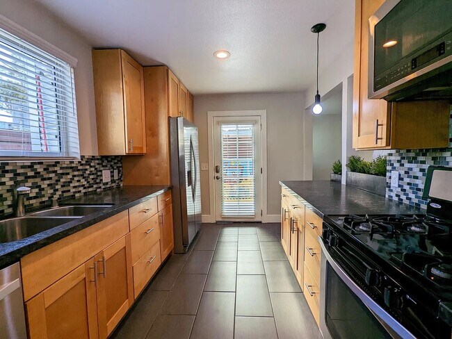 Foto del edificio - Rare North Park 1Bd/1Ba with Loft, Washer/Dryer, A/C & Private Outdoor Space