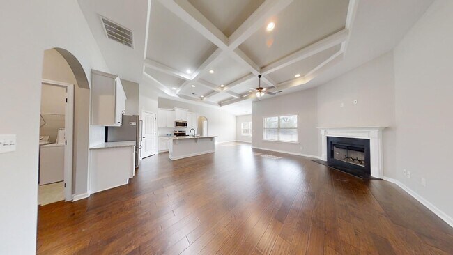 Foto del edificio - Super cute and well maintained newer home ...