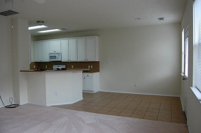 Building Photo - 182 N Burberry Park Cir