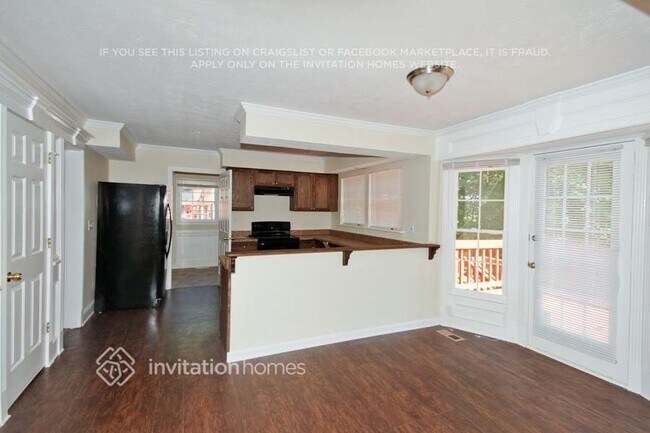 Foto del edificio - 6959 Whispering Oaks Ct