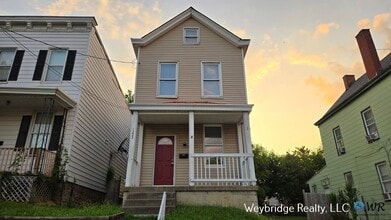 Building Photo - 1223 Texas Ave