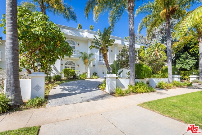 Building Photo - 513 Avondale Ave