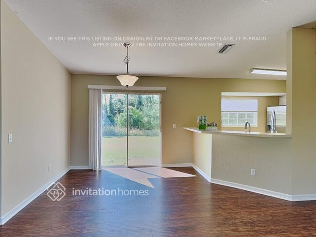 Building Photo - 2845 Dongola St