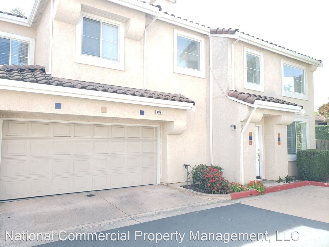 Primary Photo - 3 br, 2.5 bath House - 839 Cane Palm Court