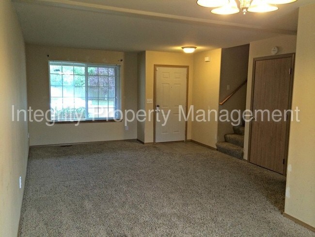 Foto del edificio - For Rent: Spacious 4 Bedroom in Puyallup