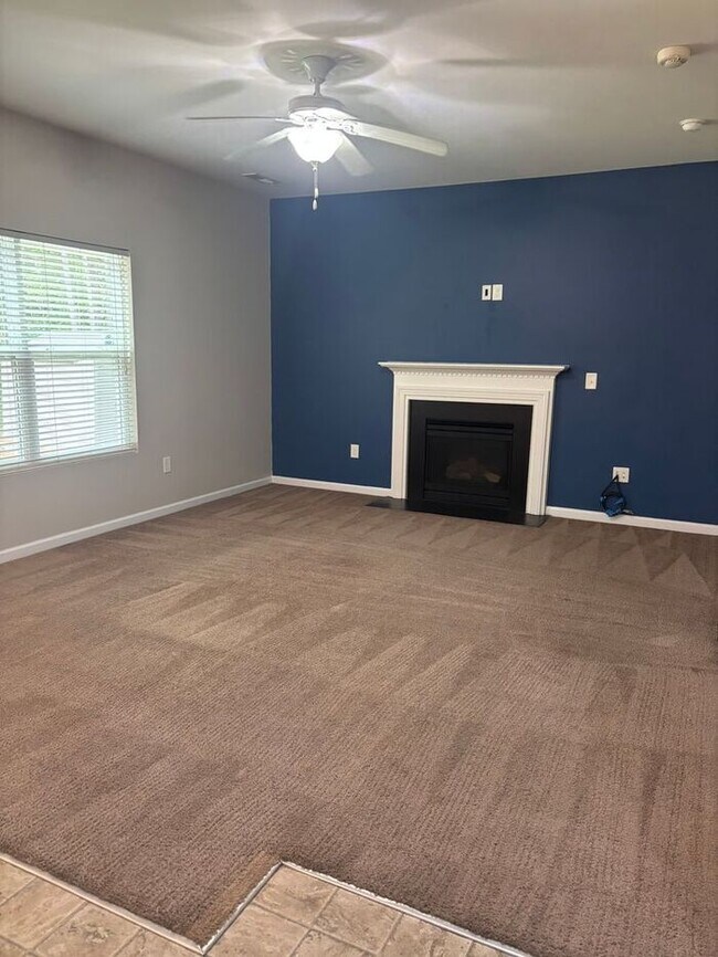 Foto del edificio - 57 Honey Brook Ct