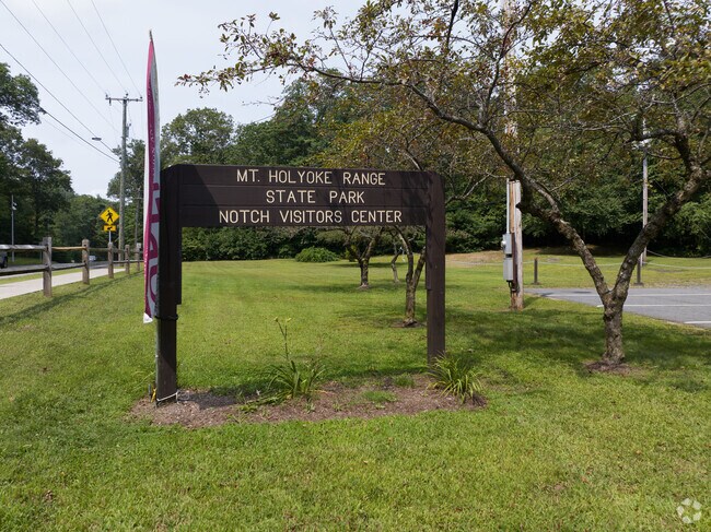 Bare Mtn is apart of the Mt. Holyoke Range and here to enjoy on a nice hike in South Hadley.