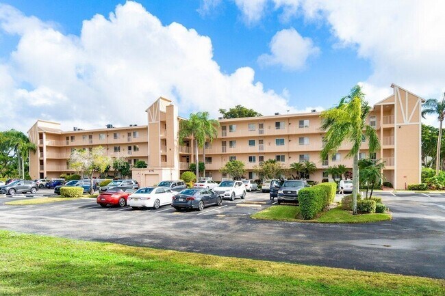 Foto del edificio - 6795 Huntington Ln