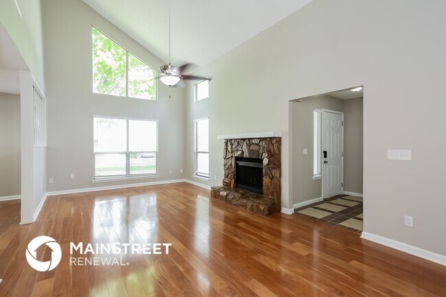 Foto del edificio - 11360 Fort Caroline Lakes Dr S
